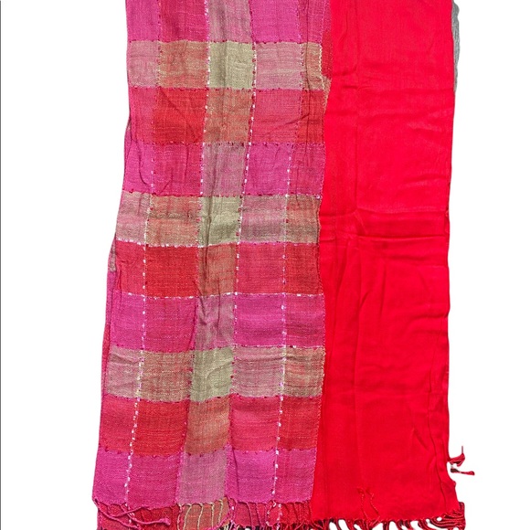 Scarves - Picture 4 of 4